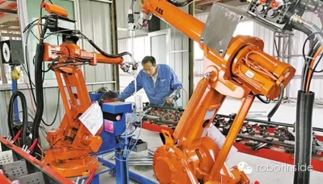 【應用市場】制鞋業用上了機器人！